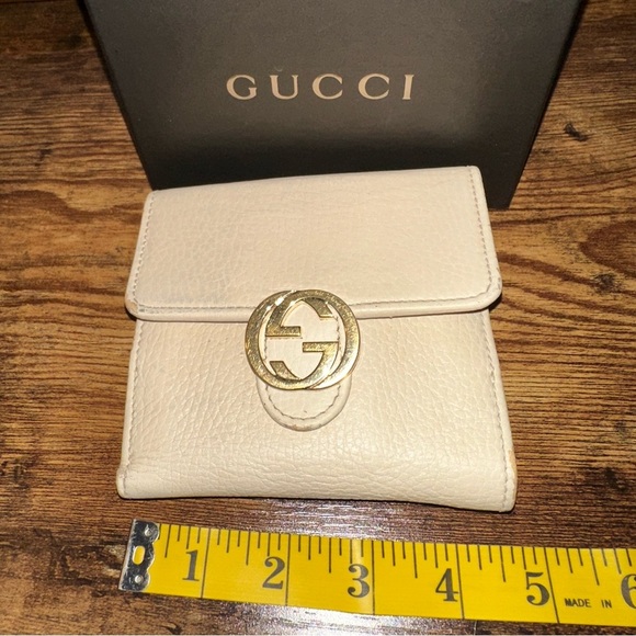 Gucci Cream Dollar Leather Compact Wallet – Style 615525 2184 - Picture 10 of 15